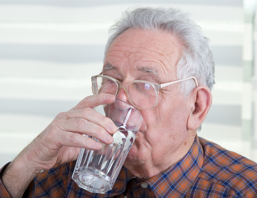 How Much Water Should Your Senior Drink Each Day?
