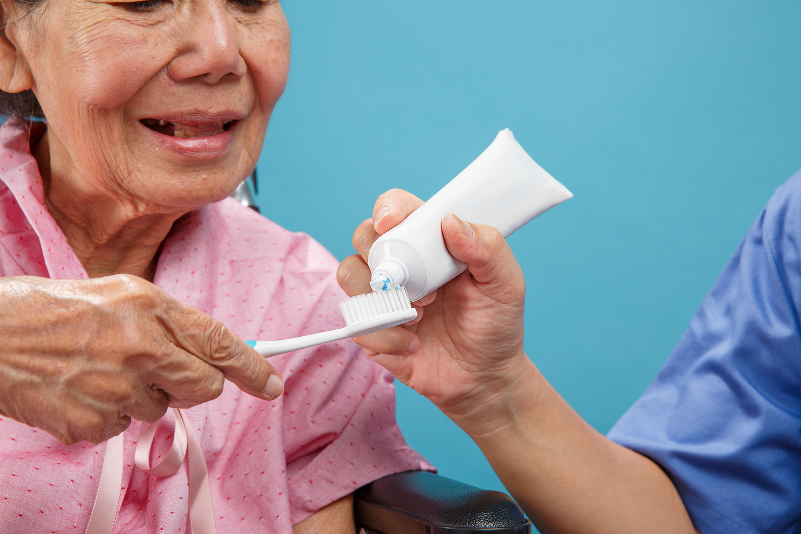 How Do Nutrition and Oral Health Work Together for Seniors?